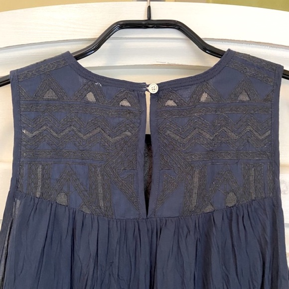 Wilfred Eclater Embroidered Tank Top in Navy - Picture 6 of 8
